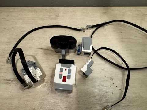 LEGO Power Functions & Train Electronics Bundle – Controller, Motor, Wires