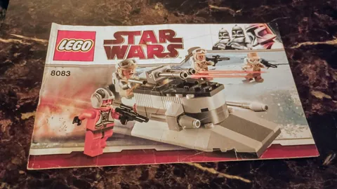 LEGO Star Wars 8083 INSTRUCTION MANUAL 