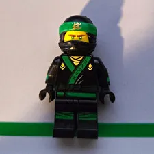 The LEGO Ninjago Movie Minifigures Lloyd with Ninja Hood & Sensei Wu (Genuine)