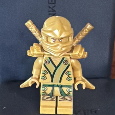 Lego NINJAGO - Lloyd (Golden Ninja) Minifigure njo73