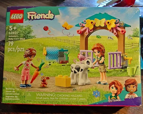 LEGO Friends Autumn's Baby Cow Shed 42607 79pcs Ages 5+ Brick Separator
