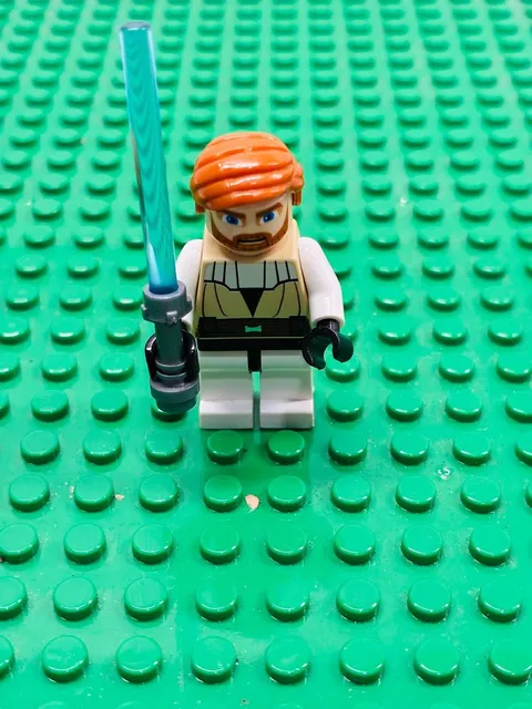 LEGO Star Wars Obi-Wan Kenobi Minifigure sw0197 w/ Blue Lightsaber Clone Wars