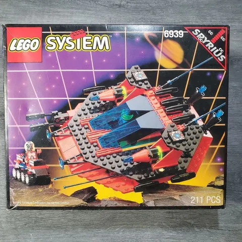Vintage LEGO System Spyrius Saucer Centurion 6939 Set 211 PCS 1994 NIB