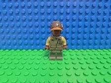 LEGO Rebel Trooper Minifigure Corporal Tonc 75164 sw0806 Star Wars CMF Lot Rare 