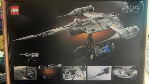 LEGO 75442 Star Wars The Mandalorian N-1 Starfighter UCS IN HAND
