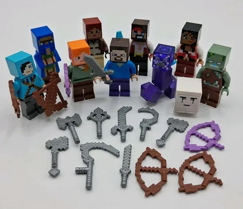 LEGO Minecraft Minifigures Lot Of 10 W/ Accessories