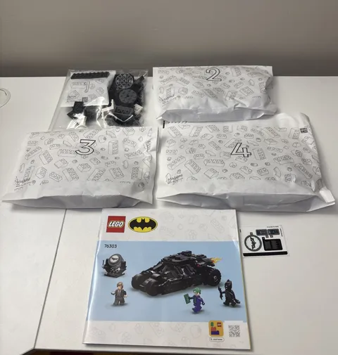 LEGO Super Heroes: Batman Tumbler Vs. Two-Face & Joker (76303) No Minifigures!!!
