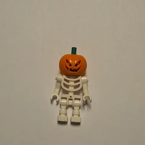 LEGO Skeleton Minifigure with Pumpkin Jack-O-Lantern Head Plastic