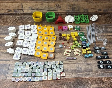 LOT OF 150 + LEGO SUPER MARIO BROS SCANNER CODES 2X2 TILEs PIPEs Figure Pieces