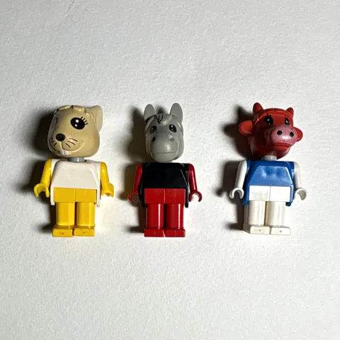 Vintage LEGO Fabuland Minifigure Lot of 3 Bonnie Bunny Harry Horse Clover Cow