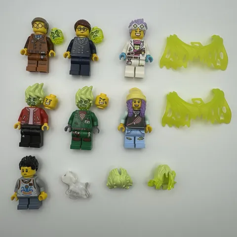 LEGO Hidden Side Minifigure Lot of 8 w/accessories