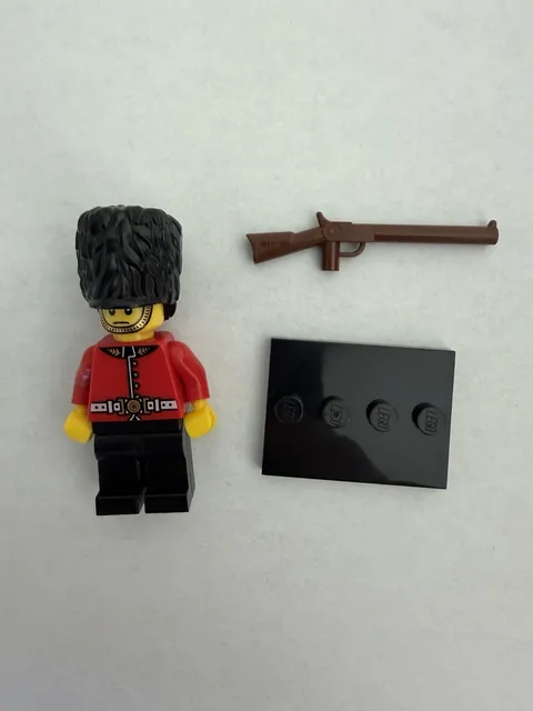 LEGO Minifigure Series 5 Royal Guard (complete), CMF Series 8805