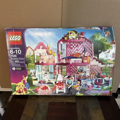 *NEW* Lego 7586 Belville SUNSHINE HOME  *RETIRED*  Damaged Box.