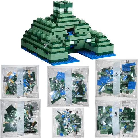 LEGO 21136 The Ocean Monument: NEW SEALED BAGS 3 4 5 6 7 8 Minecraft partial set