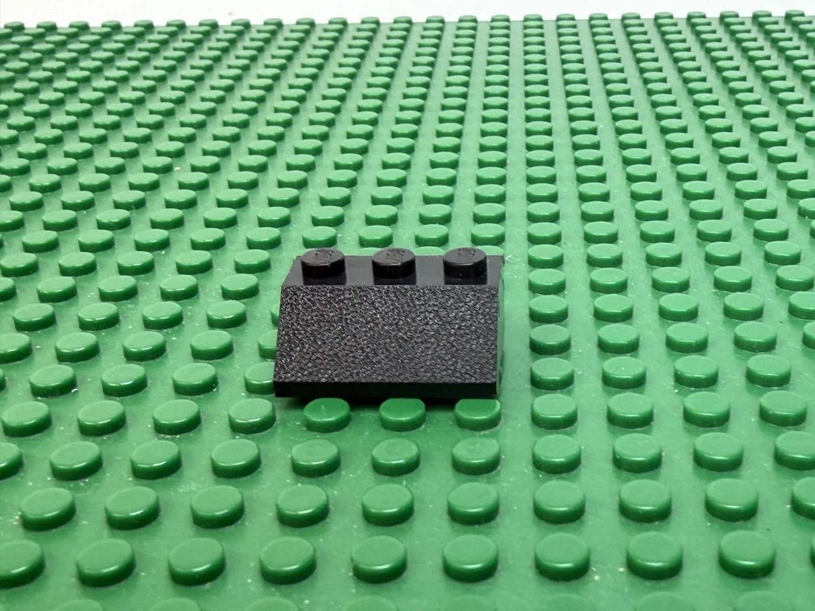 1976 LEGO Black Slope 45 2x3 Rough Surface ‘Pat Pend’ Sealed 912 404 491 #3038