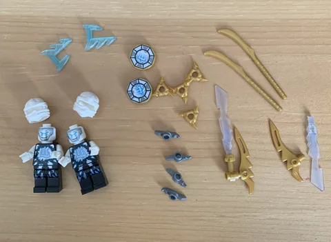 Lego Ninjago Minifigures Airjitzu Zane Possession 70742 X 2