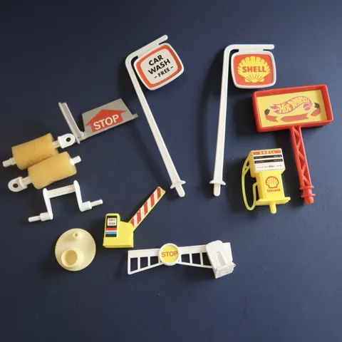 Vtg Car Auto Gas Service Station Shell Signs Parts- Matchbox Lego Micro Machines