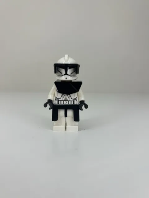 Lego Star Wars Minifigure: P1 Clone  Trooper Black Armor