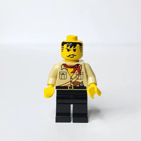 Lego Johnny Thunder Minifigure Desert Adventurers adv010 No Hat