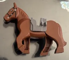 LEGO Brown Horse 10352c01pb01 Movable Rear Legs Black Bridle Long White Blaze VG