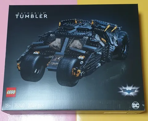 LEGO Batman 76240 Batmobile Tumbler 2049 Pieces Dark Knight Joker Retired