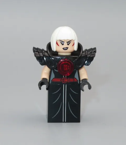 LEGO Batman Magpie minifigure 70903 Riddler Riddle Racer