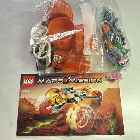 LEGO Space Mars Mission 7694 MT-31 Trike parts lot w Manual and astronaut