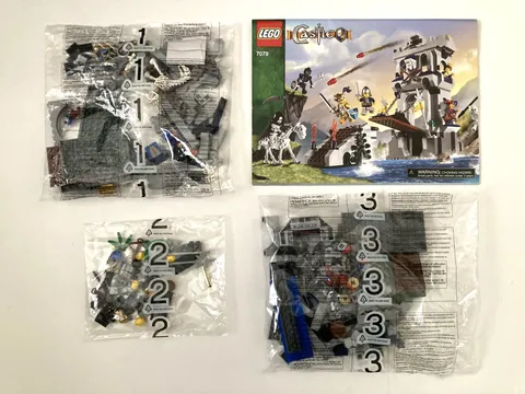 Lego Castle 7079 Drawbridge Defense Incomplete Set with FACTORY SEALED BAGS