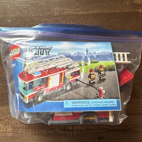 LEGO CITY: Fire Truck (60002)