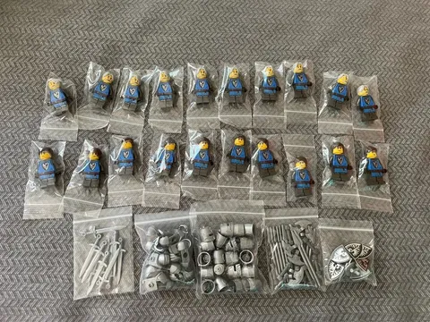 Lego Black Hawk Soldier From 21325 blacksmith shop 90pcs Brand New HOT