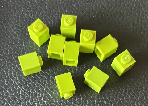 LEGO 1x1 Brick Part 3005 Lot 10 Lime Green