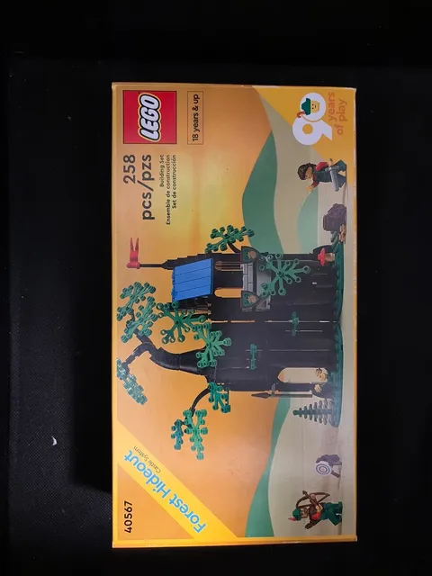 LEGO Icons: Forest Hideout (40567)