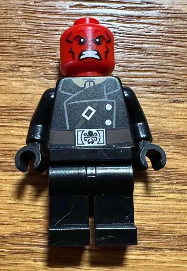 LEGO Marvel Superheroes RED SKULL minifigure