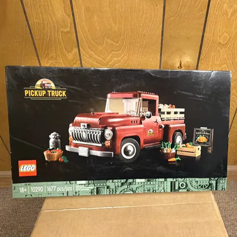 Unopened LEGO Icons Vehicle Pickup Truck 10290 1677pcs Vintage Complete Set Box