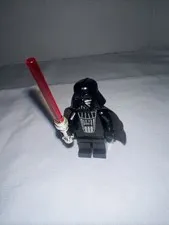 Lego MINIFIGURE- Star Wars Darth Vader