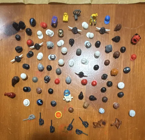 LEGO Minifigure Accessories Bulk Lot(90) Heads Hair Helmets Hats Weapons Parts