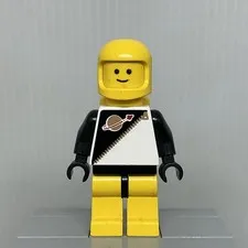 LEGO Space sp057 Futuron Black / Yellow with Yellow Helmet Minifigure 9355 Note