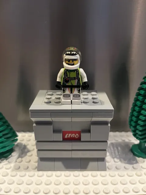 Lego Minifigure Team X-treme Daredevil 2 - wr008 with rac050 Serpent Helmet Cool