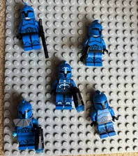 LEGO Star Wars Blue Clone Trooper Minifigure Lot w/ Helmets & Blasters