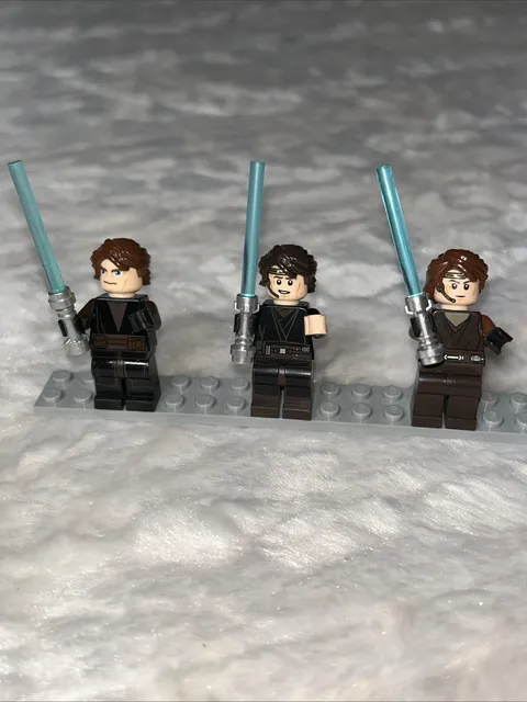 Lot Of 3 LEGO Star Wars Minifigure sw1095 Anakin Skywalker And Sw0526 Clone Wars