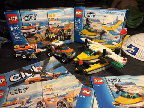 2 LEGO City 100% complete sets: 3178 SEAPLANE & 7737 coast guard 4wd with bonus!