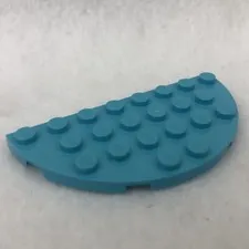 LEGO 22888 Medium Azure Plate, Round Half 4 x 8 (x1)