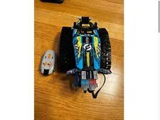LEGO TECHNIC: RC Tracked Racer (42065)