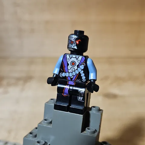 LEGO Plastic Armored Cyborg/Robot Minifigure Black/Light Blue w/ Red Eye