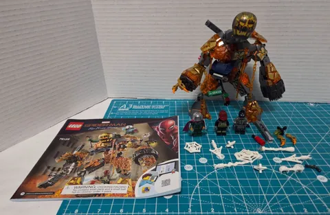 LEGO 76128 - Molten Man Battle - Marvel Spider-Man Mysterio Pieces
