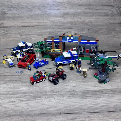 Lego Forest Police Station 4440 High Speed Chase 60138 Fire Car 30221 Minifigure