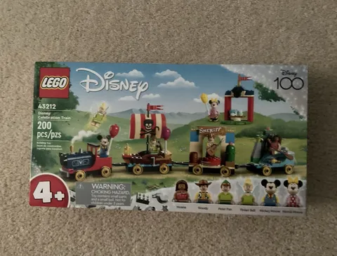 LEGO Disney Celebration Train 43212 Mickey & Minnie 200 pcs Learn to Build 4+
