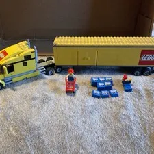 LEGO CITY: Lego City Truck (Set #3221)