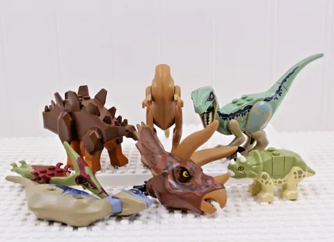LEGO Jurassic World Dinosaur Lot Raptor Triceratops Pteranodon Parts Repair