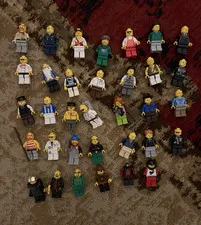 Vintage LEGO Minifigures Lot - 27 Assorted Characters Plastic Minifigure Age 5+